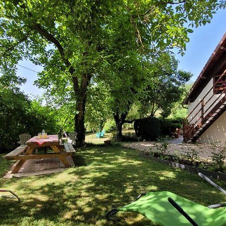 Bed and Breakfast Les Riflets Conches-en-Ouche Экстерьер фото